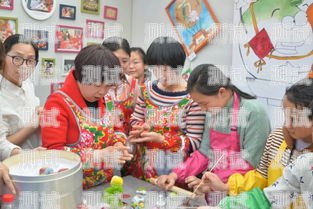 小學(xué)美術(shù)電話機(jī)器人，創(chuàng)新教育的新工具小學(xué)美術(shù)電話機(jī)器人教案反思